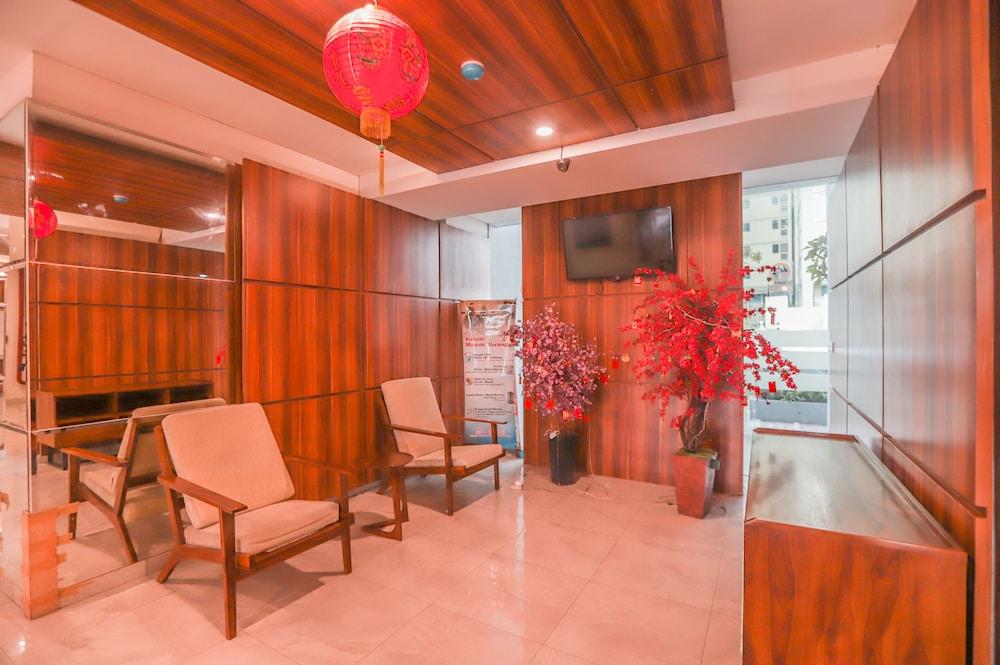 OYO Flagship 210 Amethyst Kemayoran Cakarta Dış mekan fotoğraf