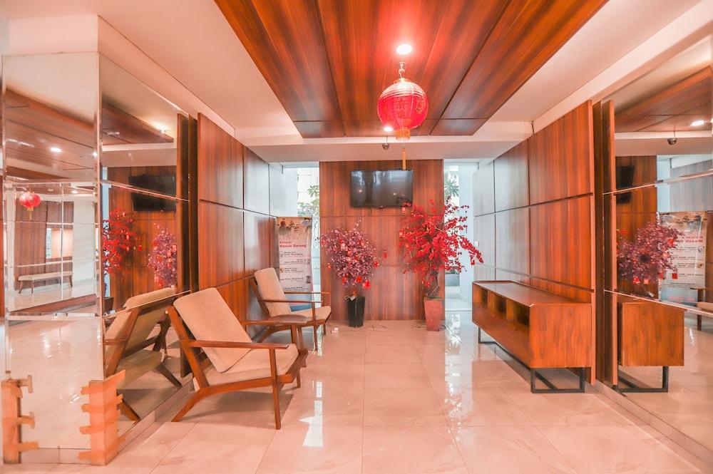 OYO Flagship 210 Amethyst Kemayoran Cakarta Dış mekan fotoğraf