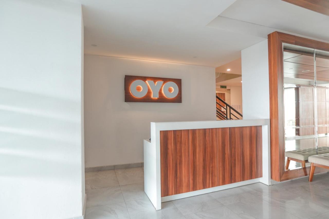 OYO Flagship 210 Amethyst Kemayoran Cakarta Dış mekan fotoğraf