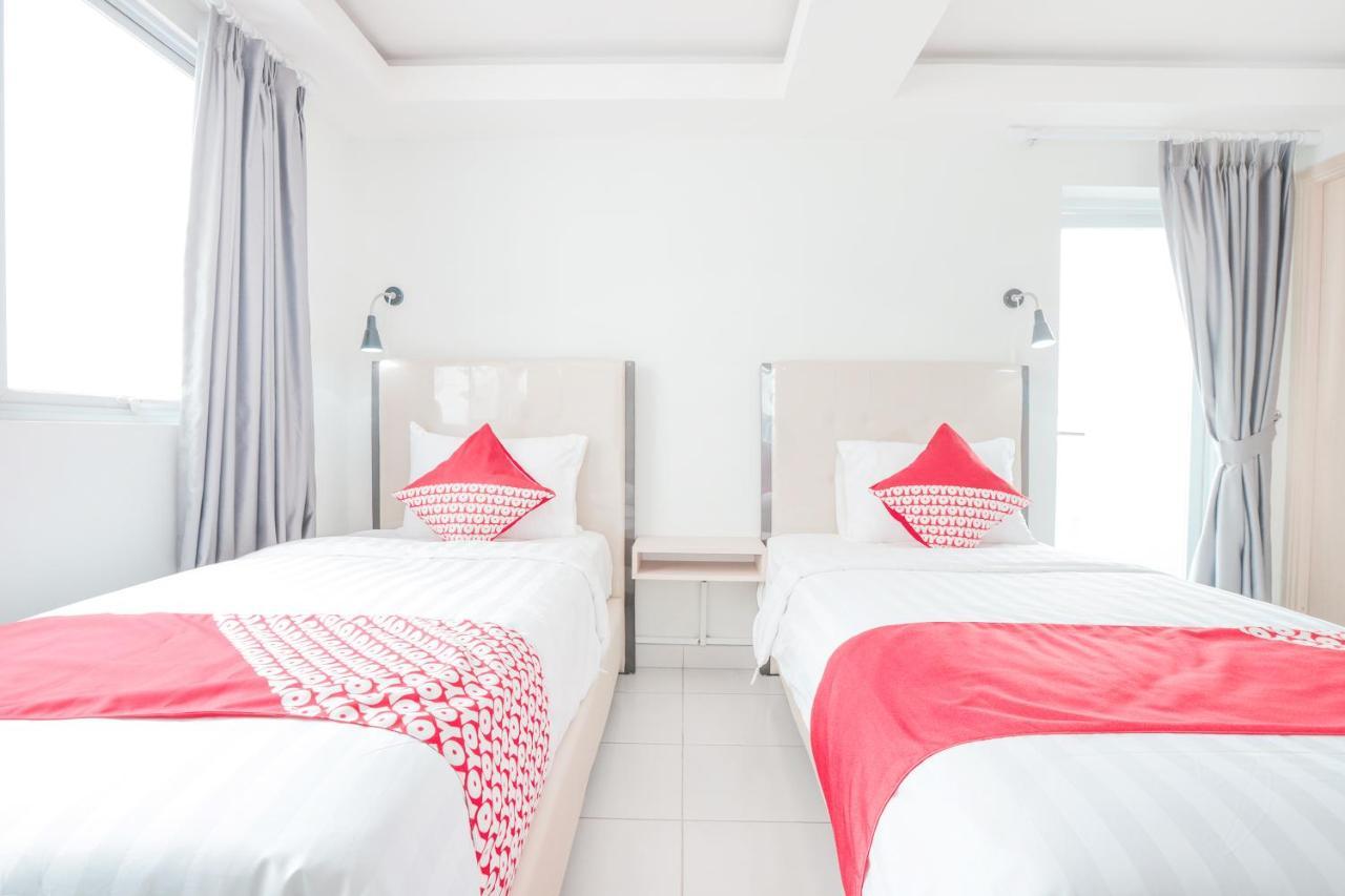 OYO Flagship 210 Amethyst Kemayoran Cakarta Dış mekan fotoğraf