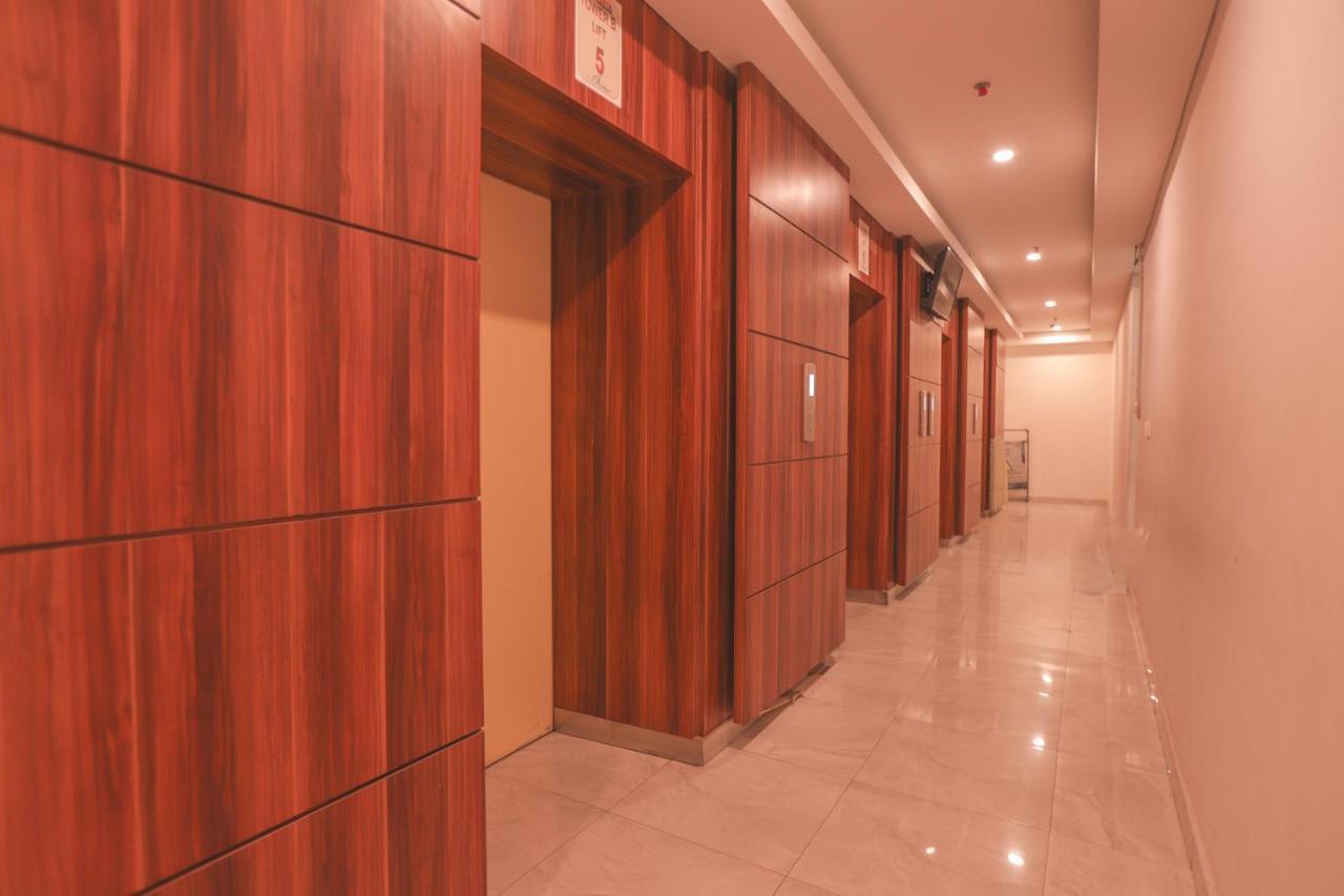 OYO Flagship 210 Amethyst Kemayoran Cakarta Dış mekan fotoğraf