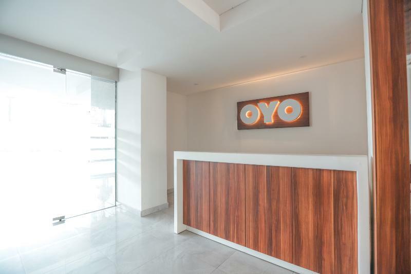 OYO Flagship 210 Amethyst Kemayoran Cakarta Dış mekan fotoğraf
